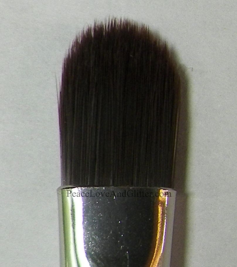 May Kay Cream Eye Color/Concealer Brush May Kay Cream Eye Color/Concealer Brush