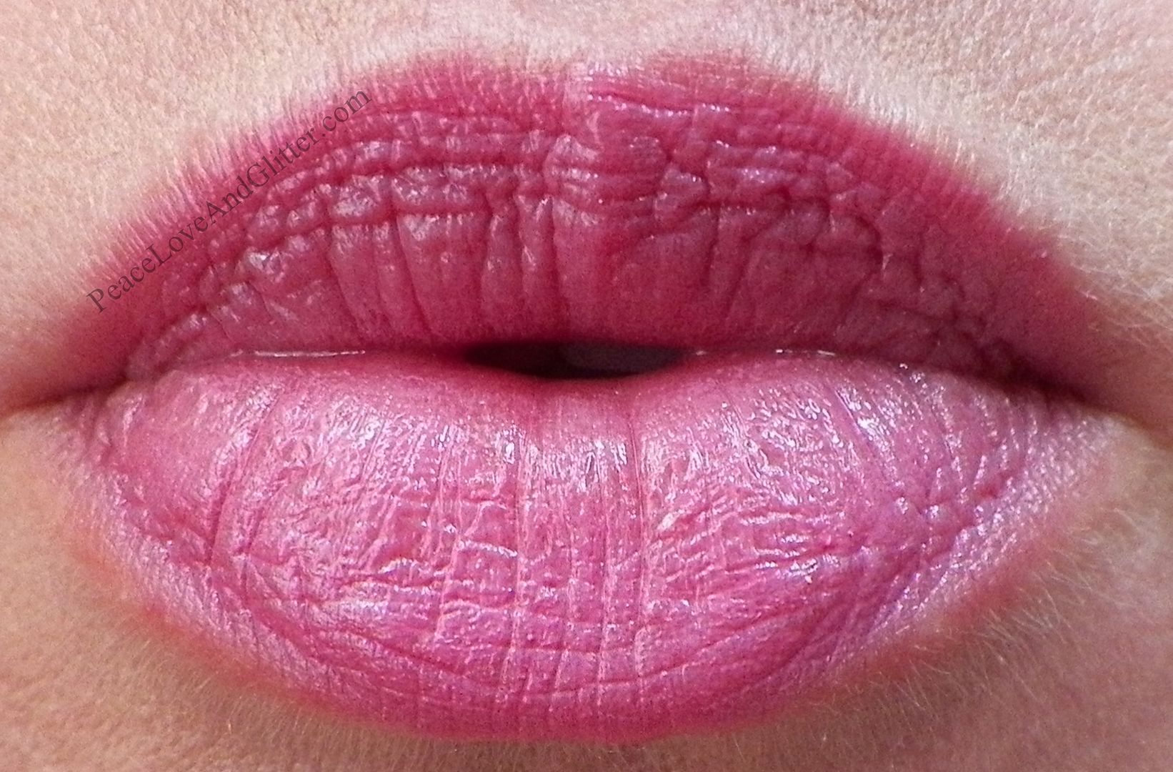 True Dimensions Lipstick in Pink Chérie
