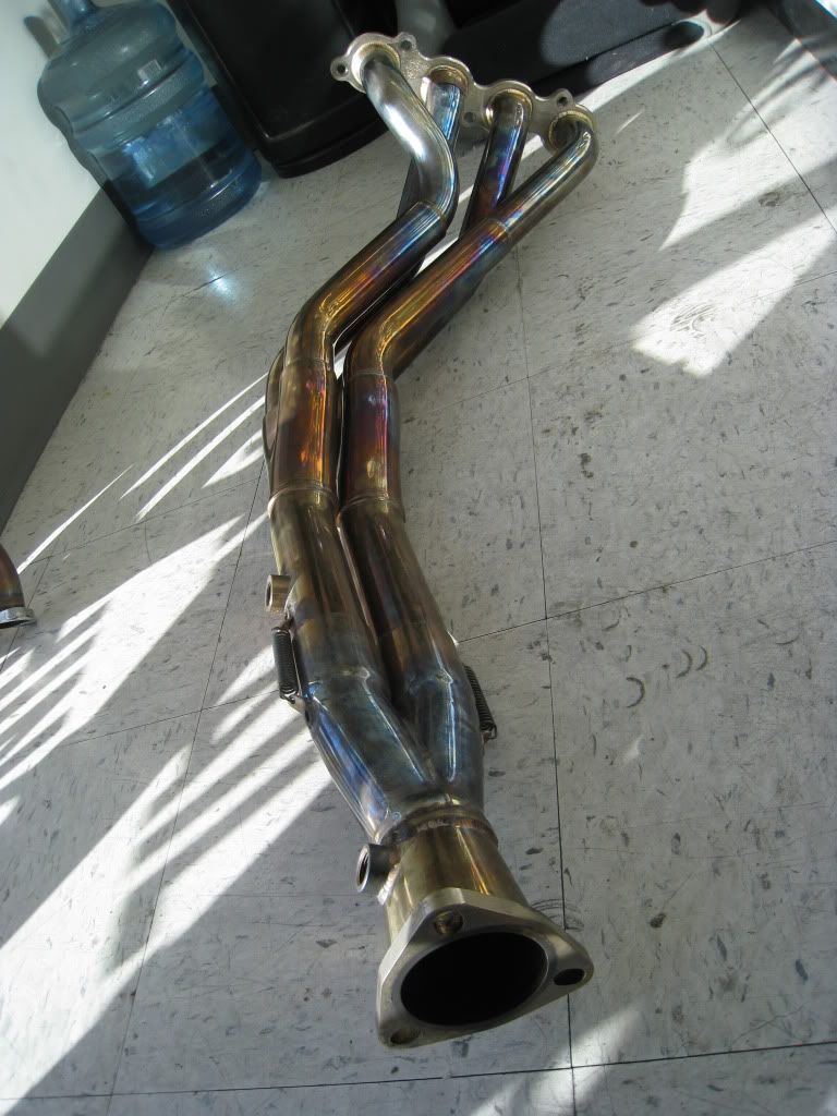 Ditched the Donut Gasket from the my Skunk2 header for this PICS 8th