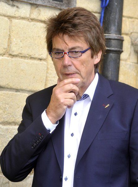 MikeRead.jpg