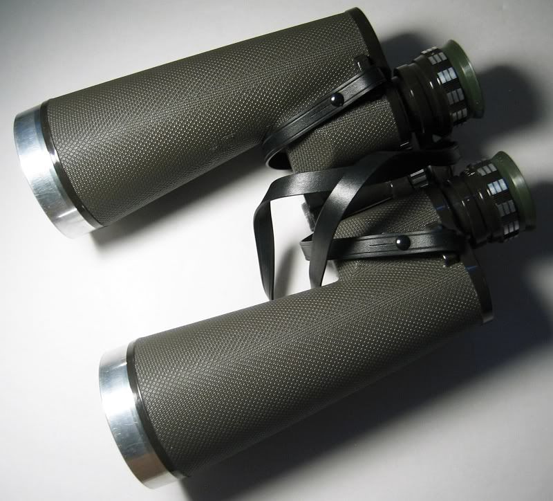 有关以下物品的详细资料: vintage focal binoculars 20 x 60 siam