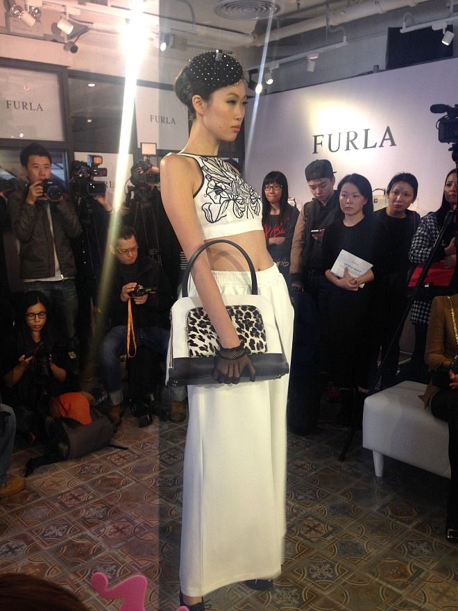  photo Furla-Show-02_zps44b59044.jpg