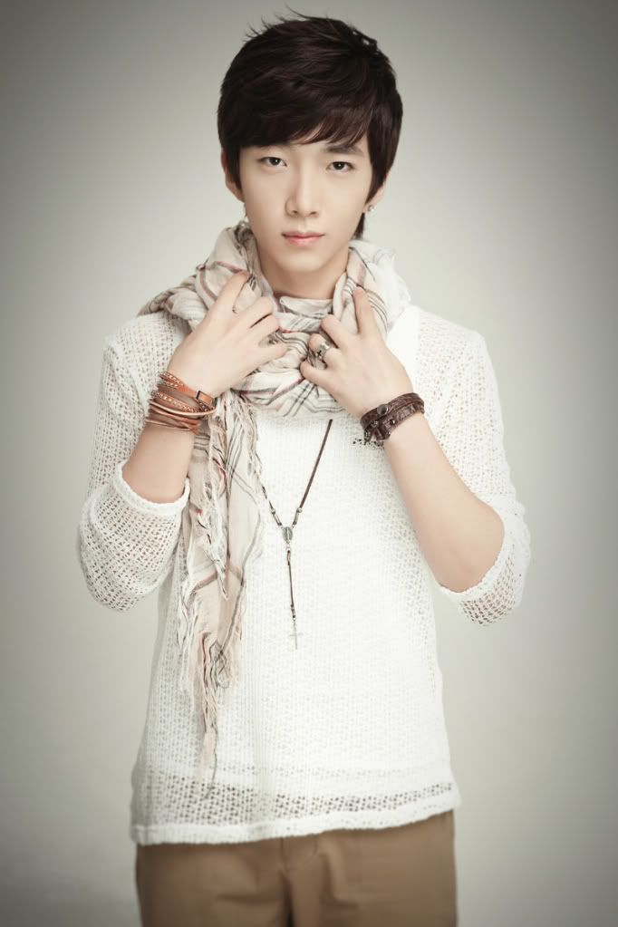 “Justin Bieber của Hàn quốc” Park Seong Min debuts với “Beautiful Girl” “Justin Bieber của Hàn quốc” Park Seong Min debuts với “Beautiful Girl”