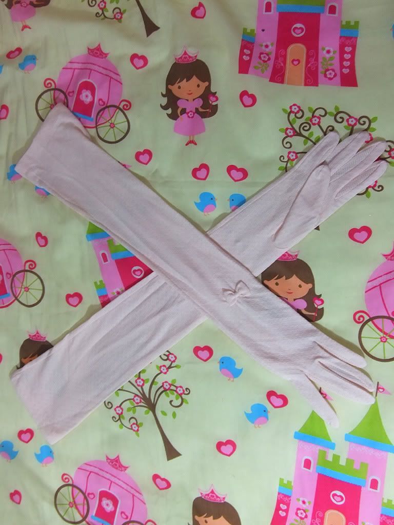 Pink UV Gloves