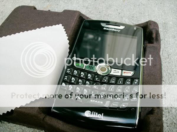     Black (Alltel) Smartphone ~ with accessories 843163037175  